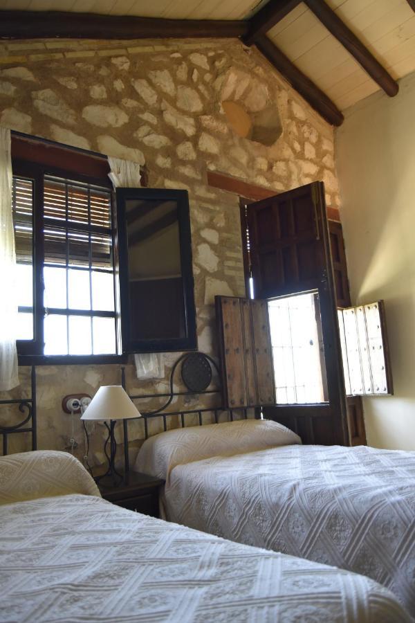 Casas Rurales Las Vinas Osuna Luaran gambar