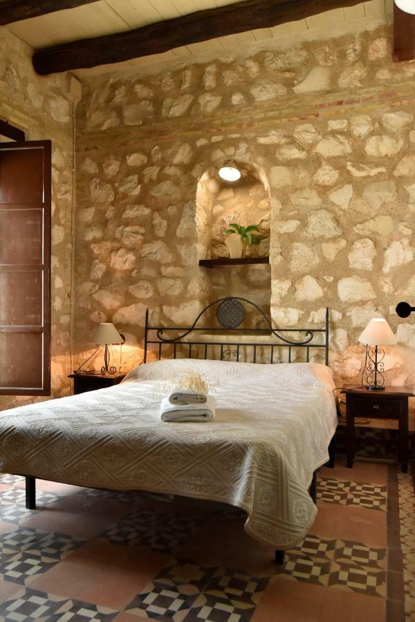Casas Rurales Las Vinas Osuna Luaran gambar